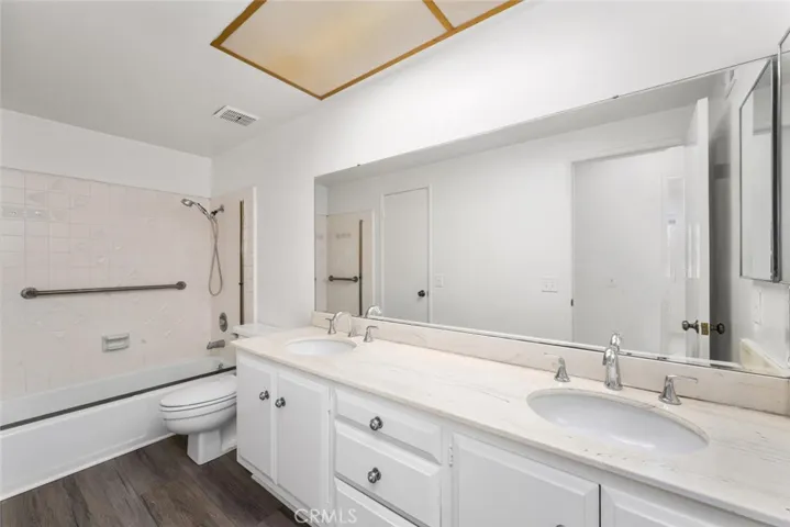 6439 Dominica, Cypress, California 90630