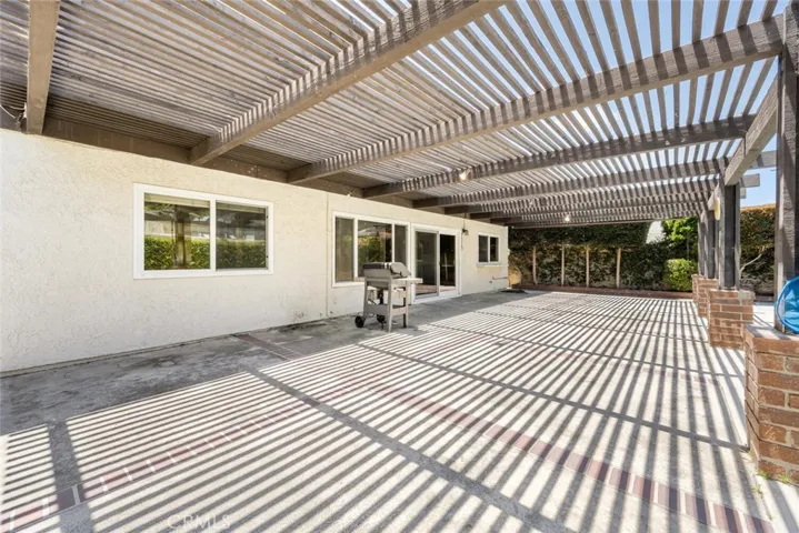 6439 Dominica, Cypress, California 90630