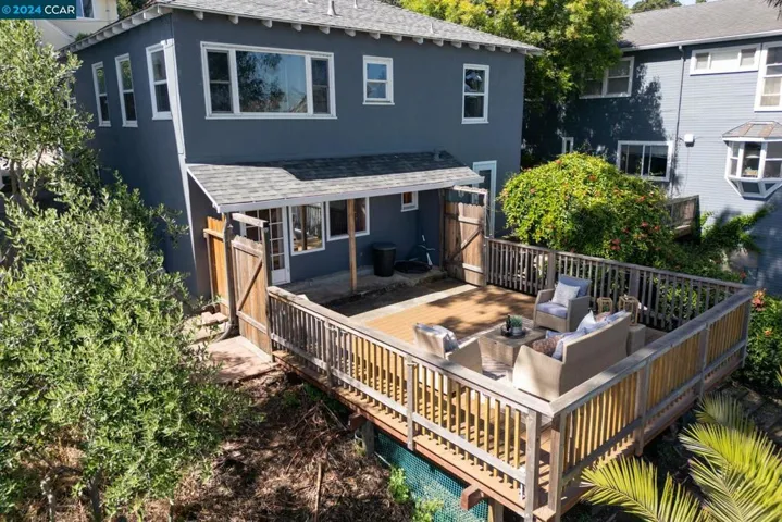 366 Winslow St, Crockett, California 94525