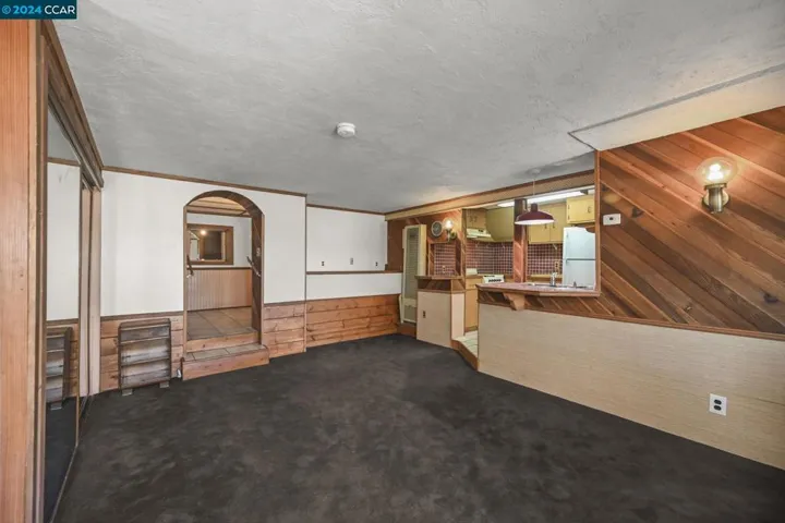 366 Winslow St, Crockett, California 94525