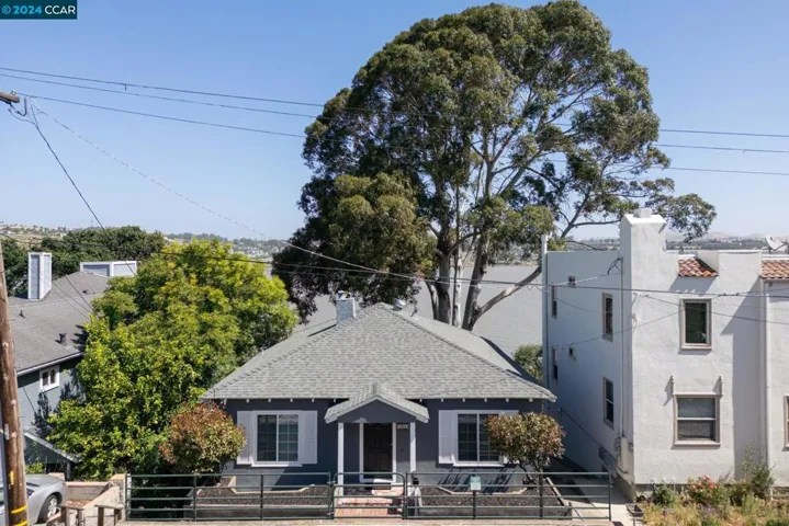 366 Winslow St, Crockett, California 94525