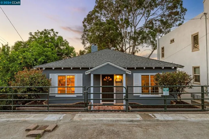 366 Winslow St, Crockett, California 94525