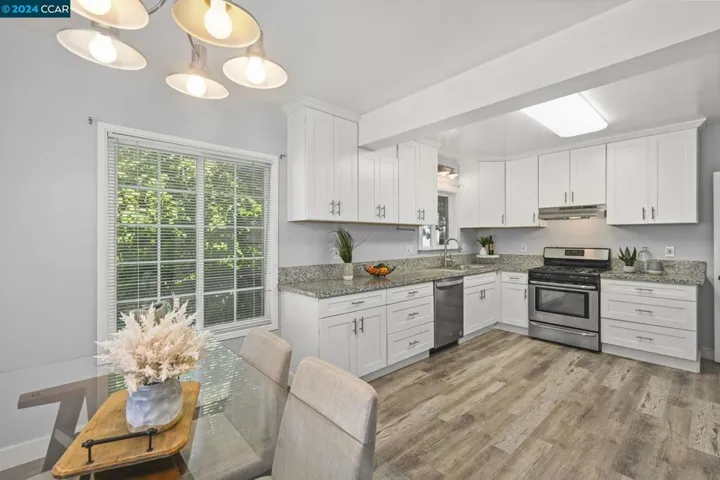366 Winslow St, Crockett, California 94525