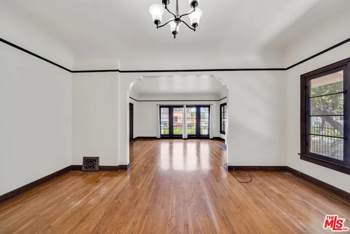 1622 W 25th Street, Los Angeles, California 90007