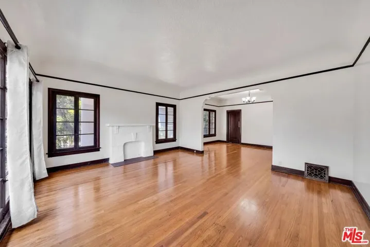 1622 W 25th Street, Los Angeles, California 90007