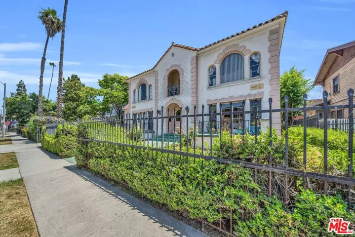 1622 W 25th Street, Los Angeles, California 90007