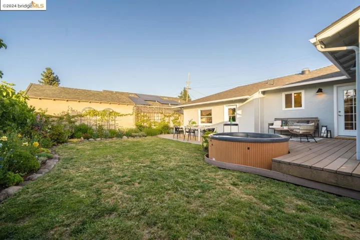 924 Sybil Ave, San Leandro, California 94577