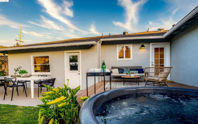 924 Sybil Ave, San Leandro, California 94577
