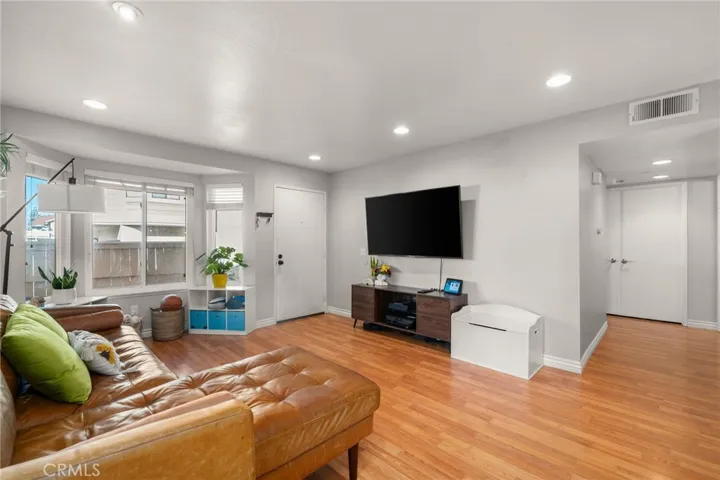 7720 Riverdale Way M, Stanton, California 90680