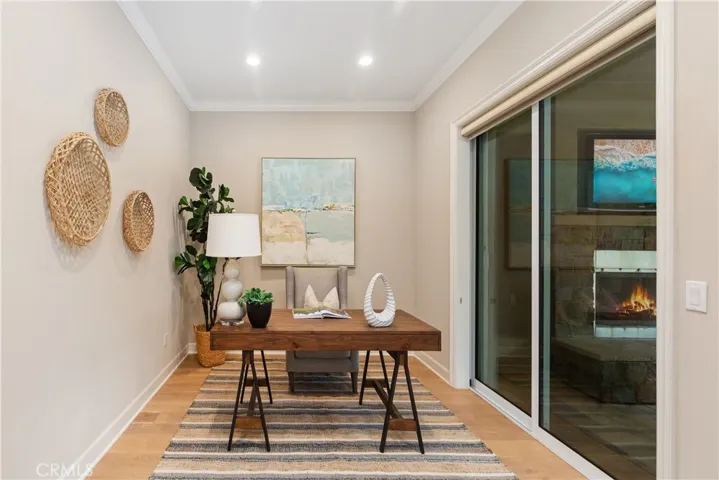 17462 Oakbluffs Lane, Huntington Beach, California 92649