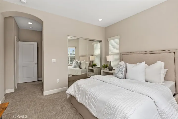 17462 Oakbluffs Lane, Huntington Beach, California 92649