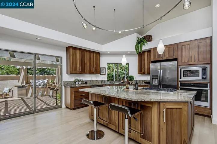 Kitchen-Island