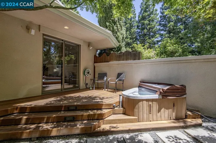 Hot tub