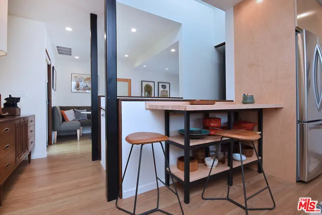 1546 S Spaulding Avenue, Los Angeles, California 90019