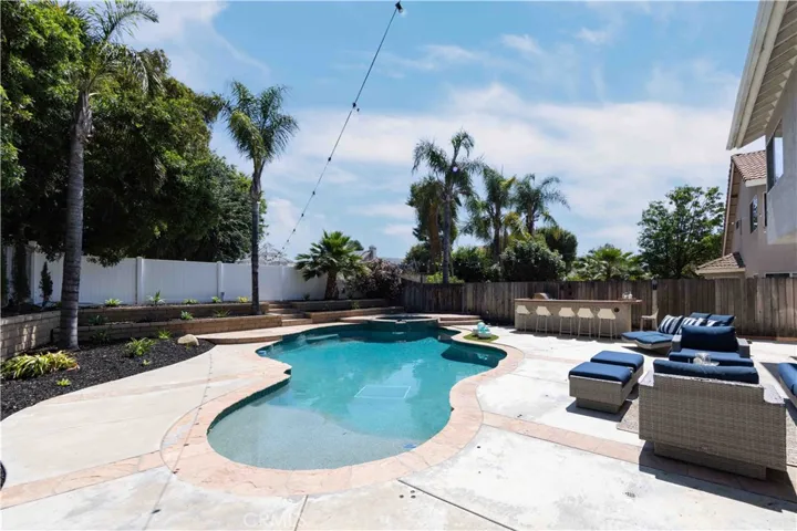 25088 Camino Mancho, Murrieta, California 92563