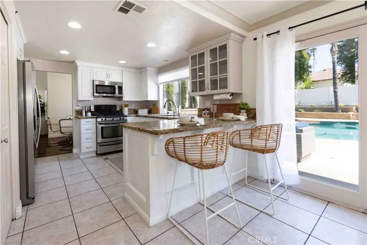 25088 Camino Mancho, Murrieta, California 92563
