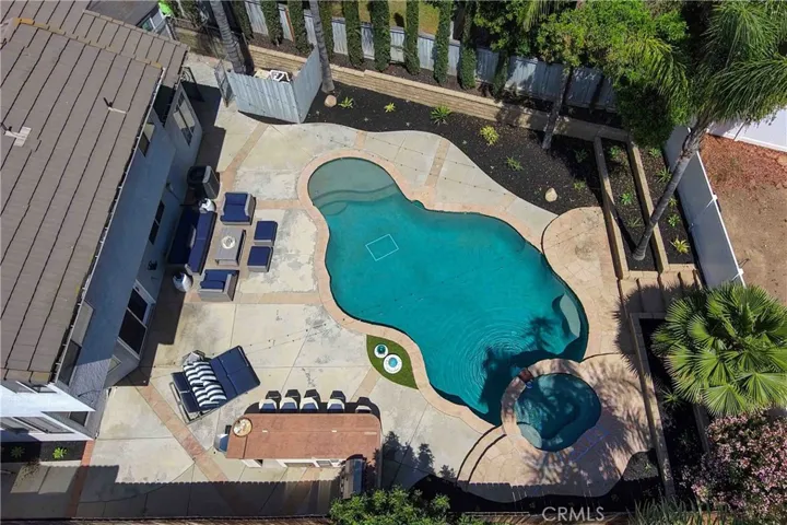 25088 Camino Mancho, Murrieta, California 92563