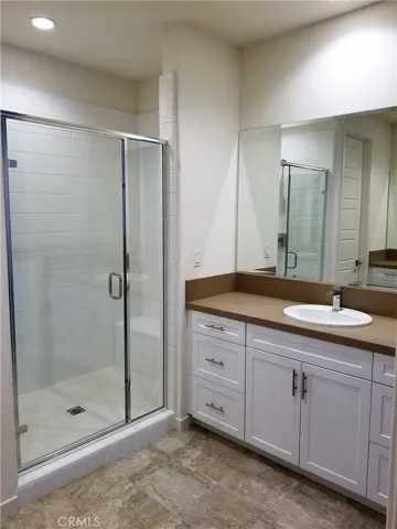 719 Beacon, Irvine, California 92618