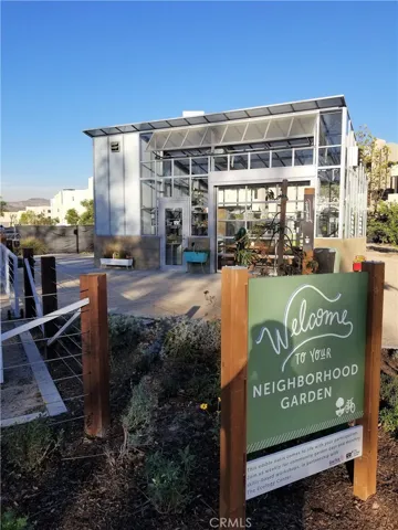 719 Beacon, Irvine, California 92618