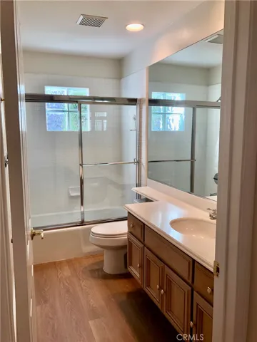 Secondary Bath