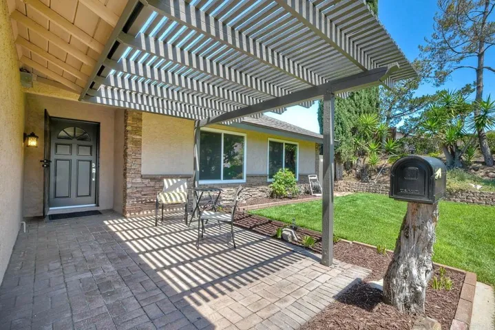 13456 Aldrin Avenue, Poway, California 92064