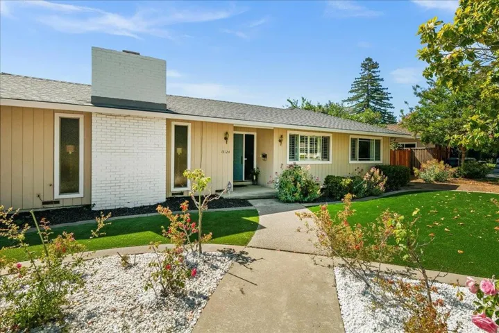 13124 Via Ranchero Drive, Saratoga, California 95070