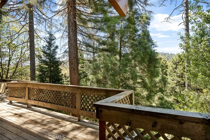 23717 Zuger Drive, Crestline, California 92325