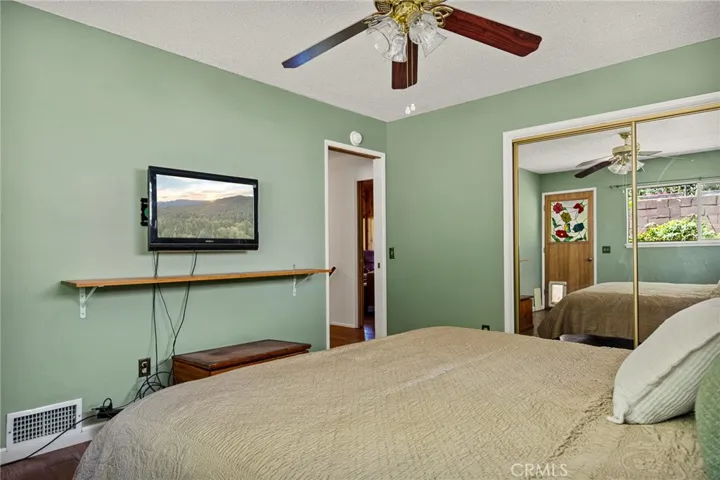 23717 Zuger Drive, Crestline, California 92325