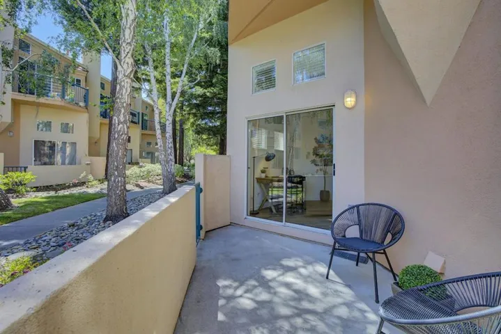 978 Alpine Terrace 4, Sunnyvale, California 94086