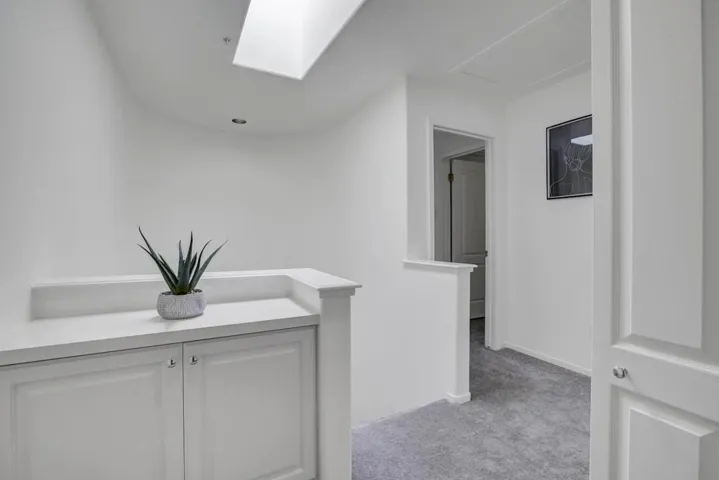978 Alpine Terrace 4, Sunnyvale, California 94086