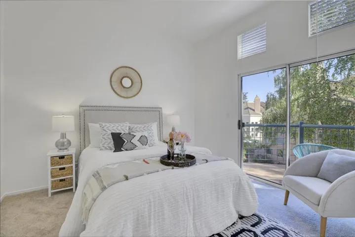 978 Alpine Terrace 4, Sunnyvale, California 94086