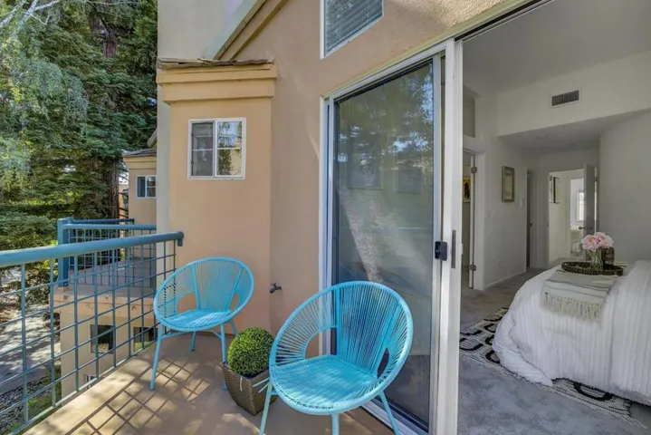 978 Alpine Terrace 4, Sunnyvale, California 94086