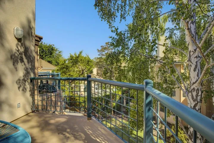 978 Alpine Terrace 4, Sunnyvale, California 94086