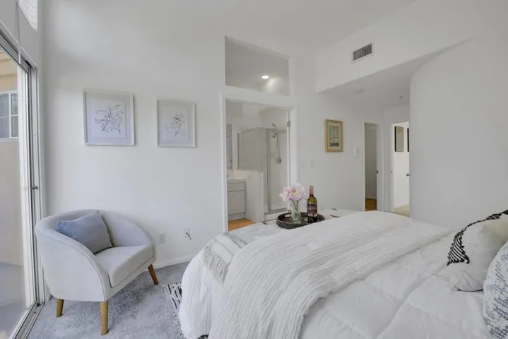 978 Alpine Terrace 4, Sunnyvale, California 94086