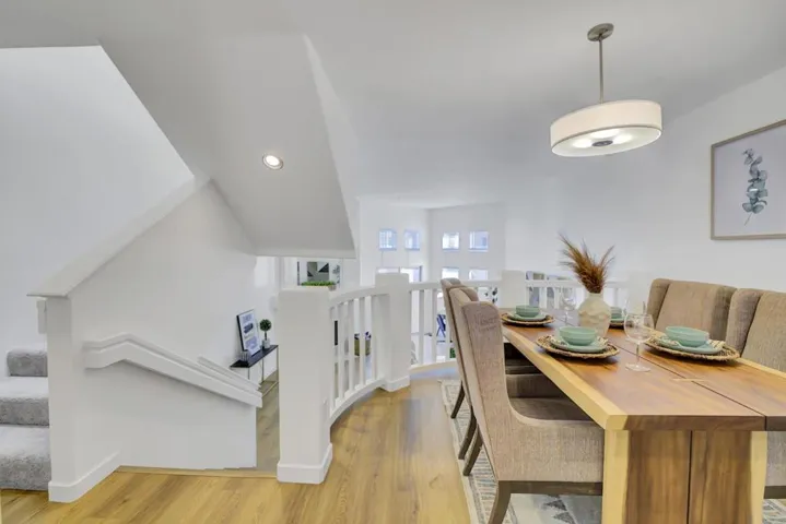 978 Alpine Terrace 4, Sunnyvale, California 94086