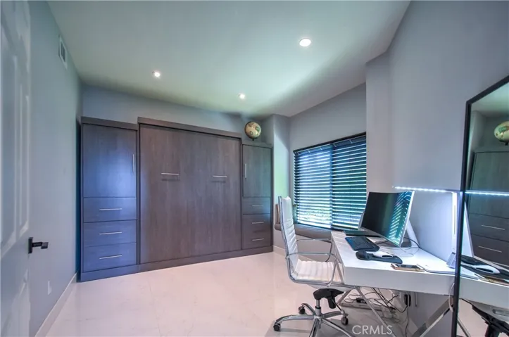 Downstairs bedroom with Murphy bed