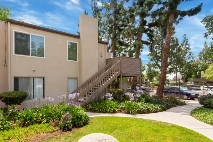 1420 Cabrillo Park Drive H, Santa Ana, California 92701