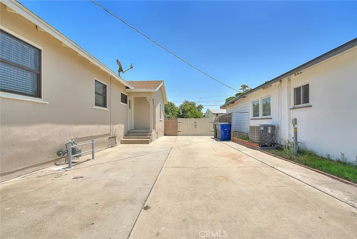 917 S Campus Avenue, Ontario, California 91761