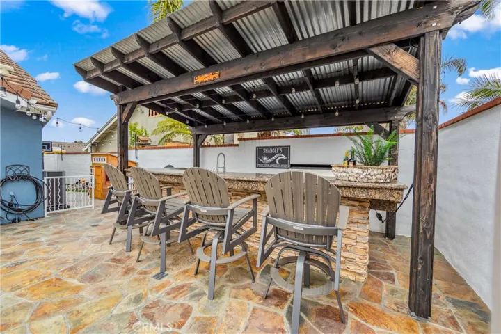 Granit counter at backyard