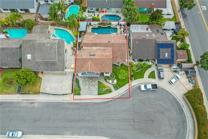 5522 Mossvale Circle, Huntington Beach, California 92649