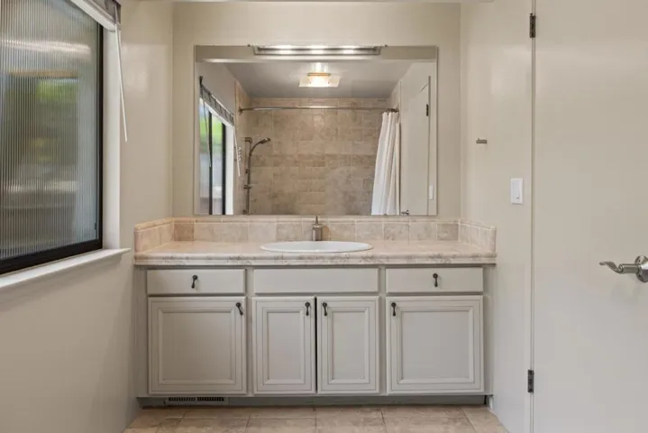 13482 Paseo Terrano, Salinas, California 93908