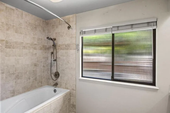 13482 Paseo Terrano, Salinas, California 93908