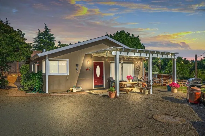 12310 Calle Celestina, Gilroy, California 95020