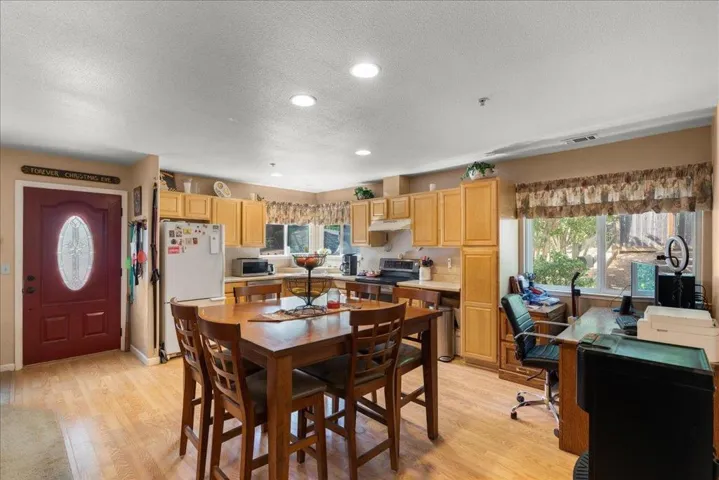 12310 Calle Celestina, Gilroy, California 95020
