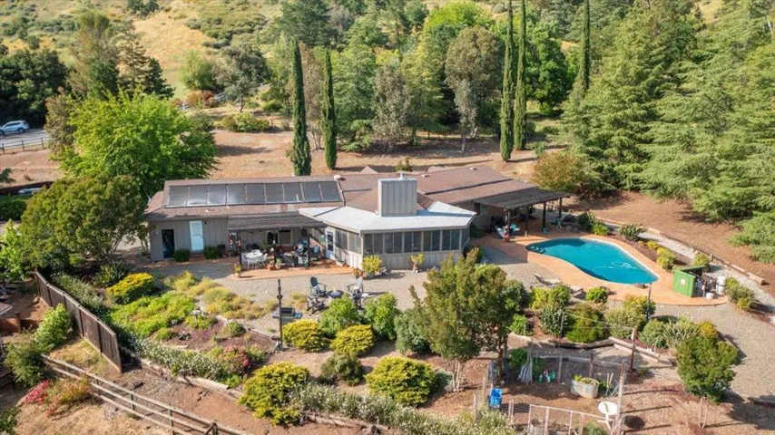 12310 Calle Celestina, Gilroy, California 95020