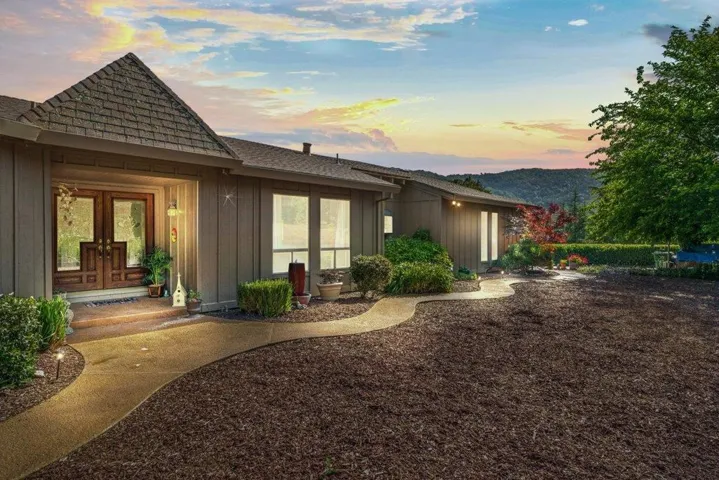 12310 Calle Celestina, Gilroy, California 95020