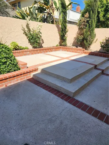 Spacious backyard with lots of space for entertainment and outdoor  furniture .