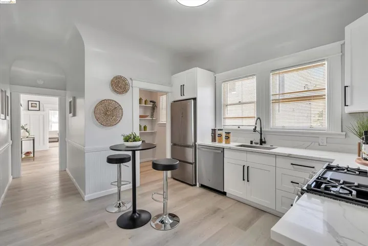3130 West St., Oakland, California 94608