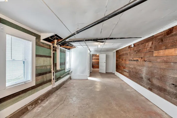 3130 West St., Oakland, California 94608