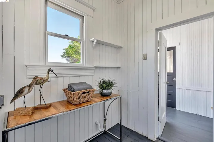 3130 West St., Oakland, California 94608
